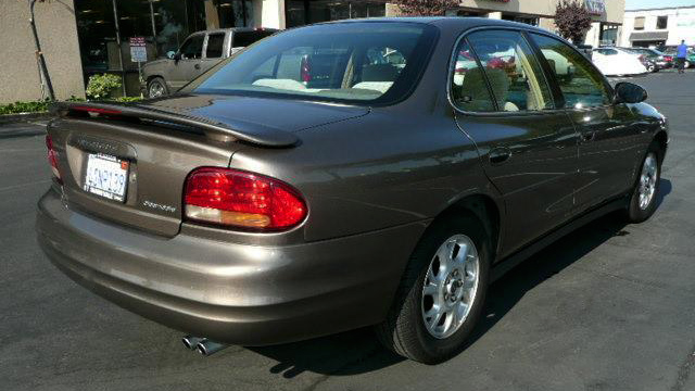 2001 Oldsmobile Intrigue